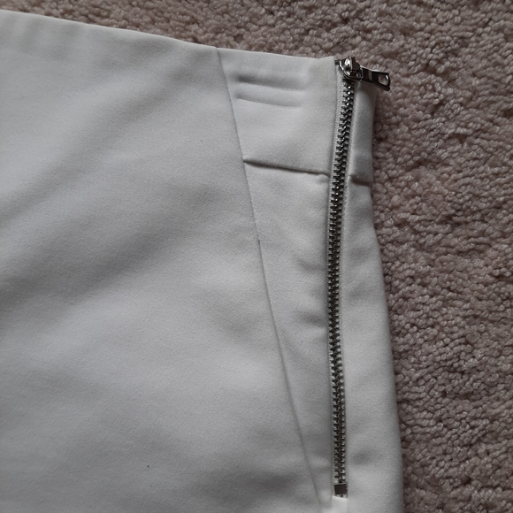 ZARA High Waist shorts - Picture 2 of 2